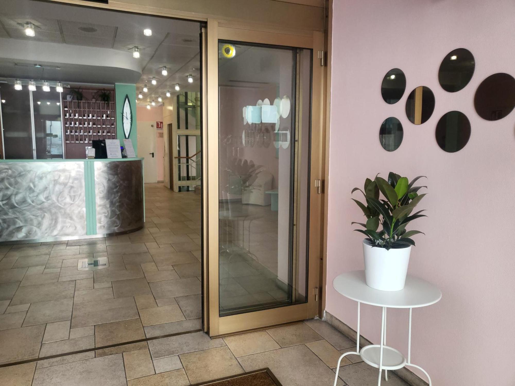 Hotel Lux Алесандрия Екстериор снимка
