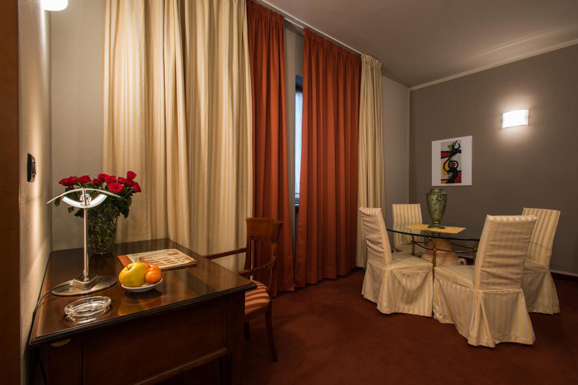 Hotel Lux Алесандрия Екстериор снимка